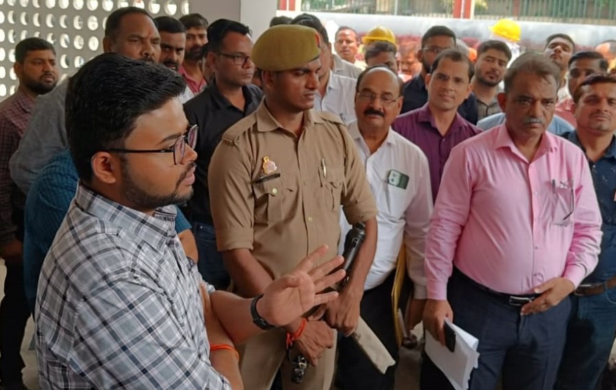 जालसाज निगमकर्मी को नगर आयुक्त ने किया निलंबित