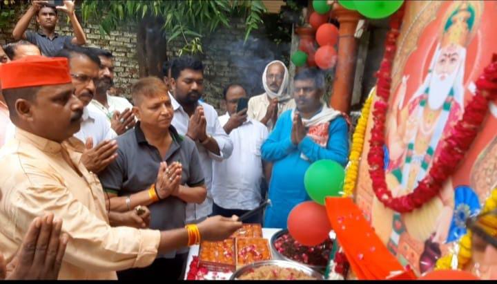17 सितंबर को शिल्प देवता भगवान विश्वकर्मा का पूजनोत्सव आयोजित करेगी सपा