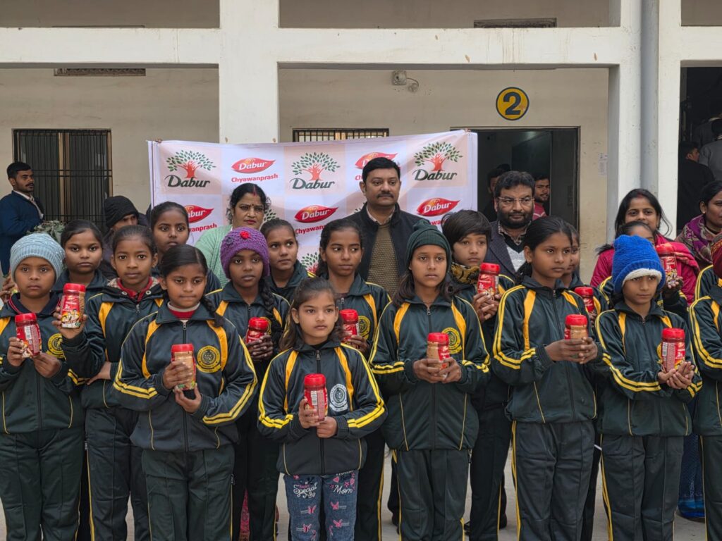 डाबर च्यवनप्राश से अपनी इम्युनिटी बढ़ाए और आनन्द उठाएं सर्दियों का