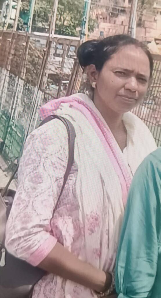 बेटी के एडमिशन को लेकर पति-पत्नी में हुआ विवाद, महिला ने फांसी लगाकर दी जान