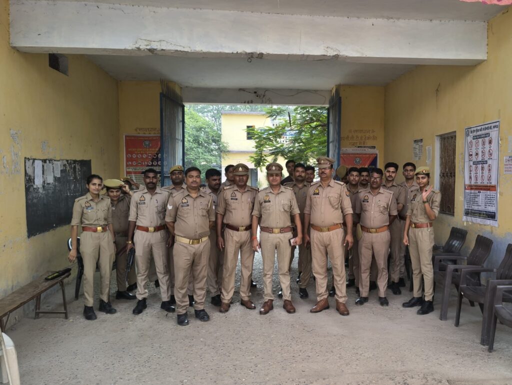 पुलिस भर्ती परीक्षा का दूसरा दिन सख्त सुरक्षा घेरे में, हर केंद्र पर पैनी नजर: नकलविहीन परीक्षा का दावा