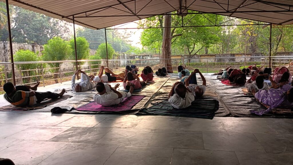 पतंजलि योग पीठ के तत्वावधान में ओबरा में 25 दिवसीय सहयोग शिक्षक प्रशिक्षण शिविर का भव्य आयोजन
