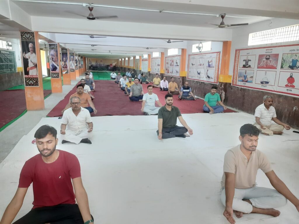 योग भारतीय संस्कृति की अमूल्य धरोहर, इसे जीवन का हिस्सा बनाएं :—-