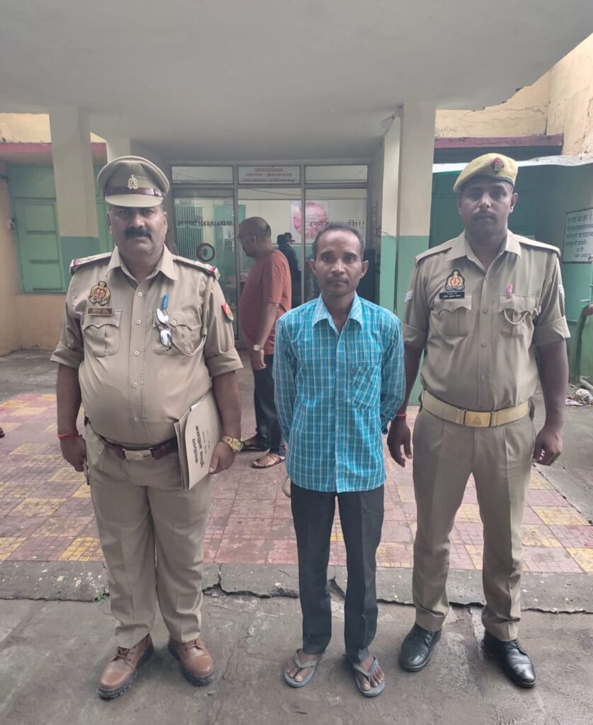 सोनभद्र अनपरा में पारिवारिक विवाद के दौरान भाई पर कुल्हाड़ी से जानलेवा हमला, अभियुक्त गिरफ्तार कर भेजा गया जेल