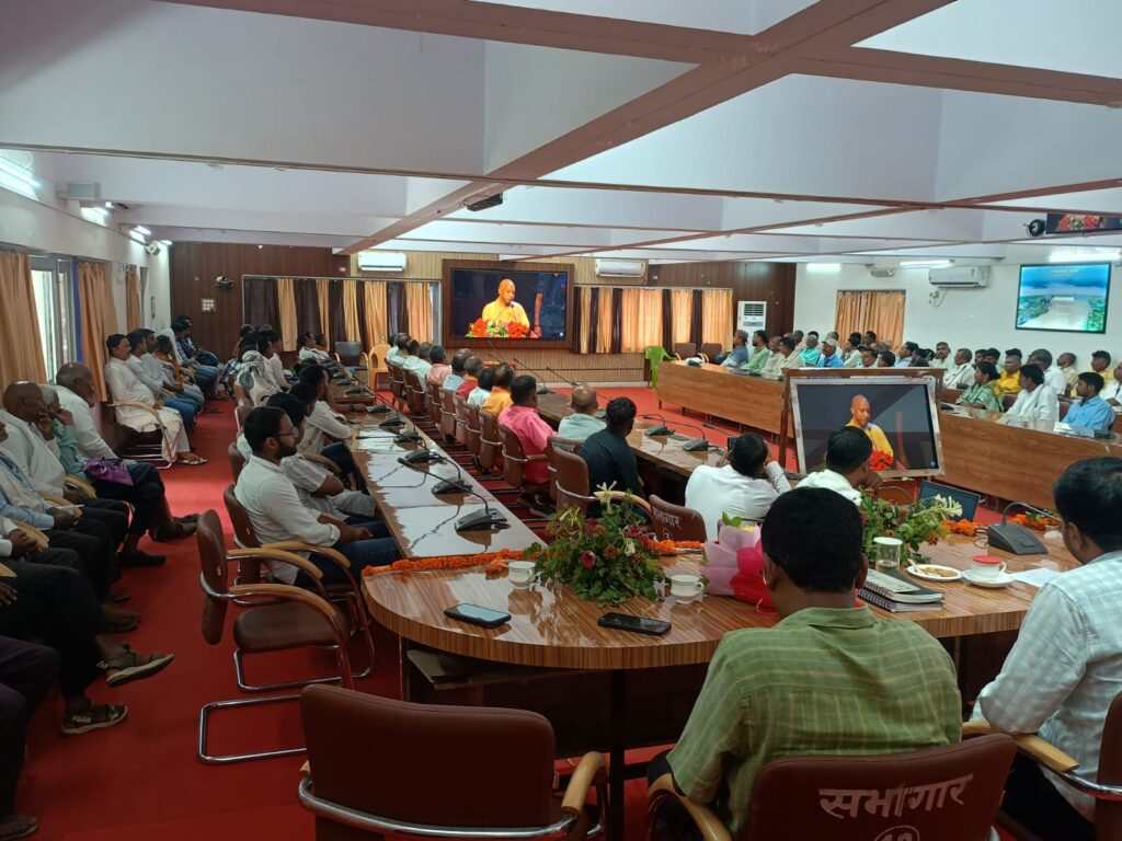 सोनभद्र राशन कोटेदारों को मुख्यमंत्री योगी आदित्यनाथ की बड़ी सौगात लाभांश ₹90 से बढ़ाकर हुआ ₹125 प्रति कुंतल