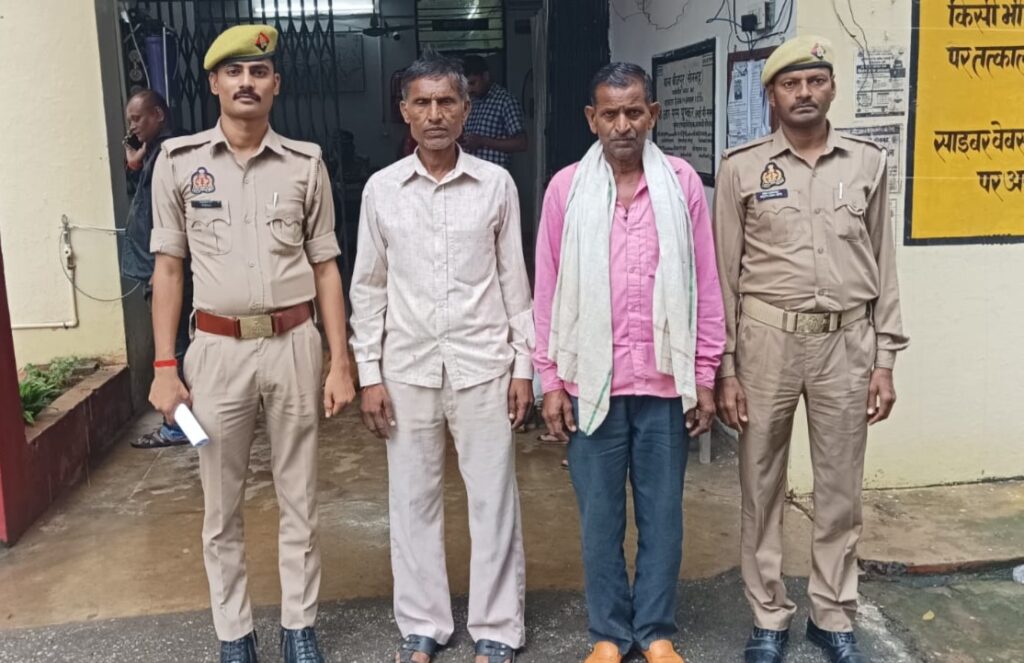 सोनभद्र बीजपुर पुलिस की बड़ी कार्रवाई, लंबे समय से फरार दो वारंटी अभियुक्तों को गिरफ्तार कर भेजा न्यायालय