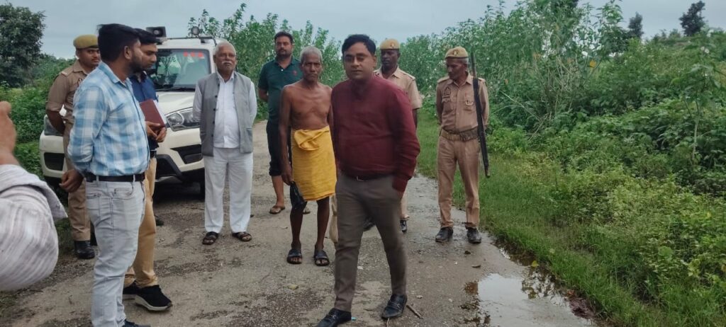सोनभद्र कनहर नदी में नाव से मछली पकड़ने पर लगा पूर्ण प्रतिबंध, भिसुर गांव में सुरक्षा के दृष्टिगत प्रशासन सख्त