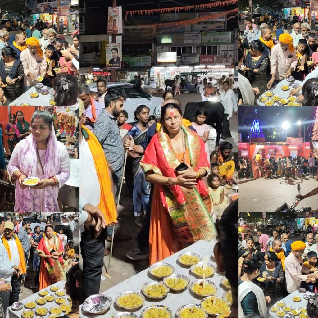 सोनभद्र ओबरा के सुभाष चौराहे पर श्री राम सेवा समिति का 55वां साप्ताहिक खिचड़ी भंडारा संपन्न, महामंडलेश्वर सरितानंद गिरी जी महाराज रहे मुख्य अतिथि